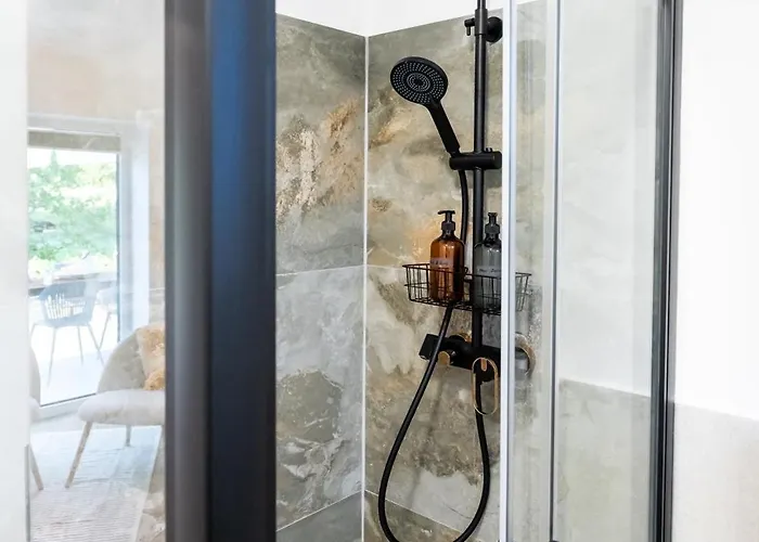 Private House - Serenity *