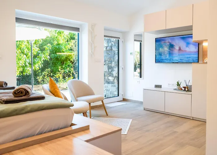 Private House - Serenity